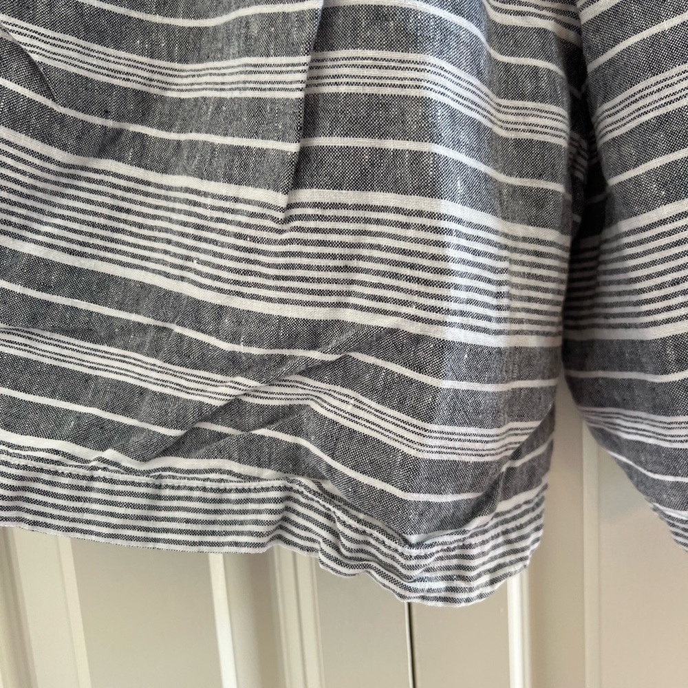 J. Jill Blue and White Striped Linen Shorts - Size XL - Picture 10 of 10